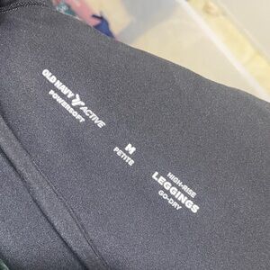 Old Navy Black High-Rise Go-Dry Leggings